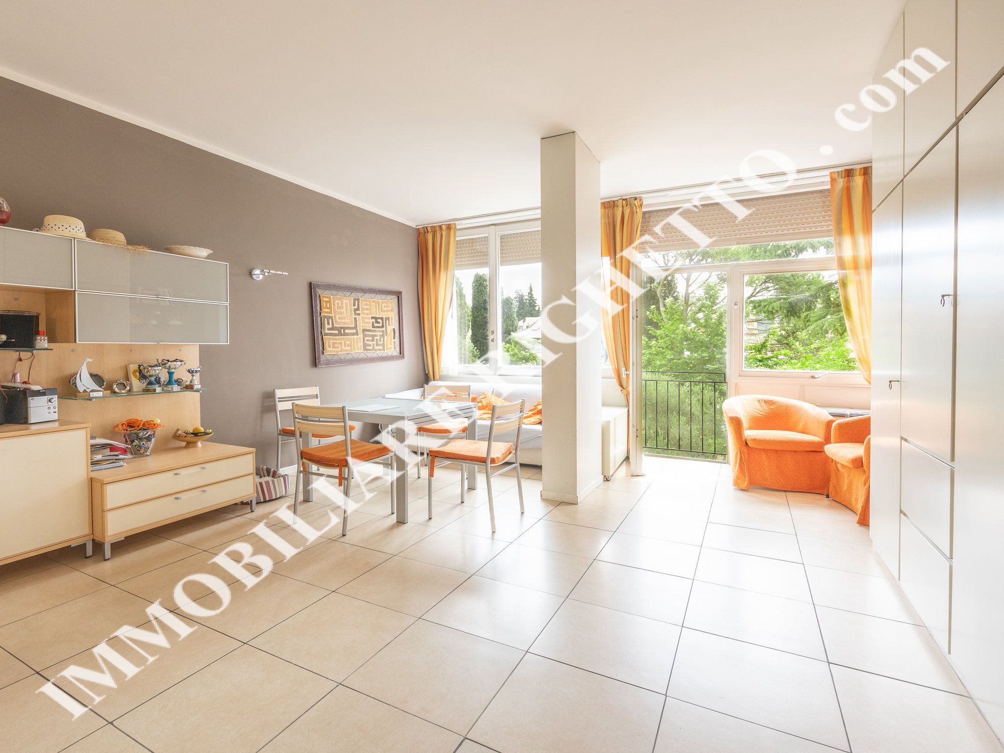 offerta immobile in vendita Luminoso appartamento con parziale VISTA LAGO.