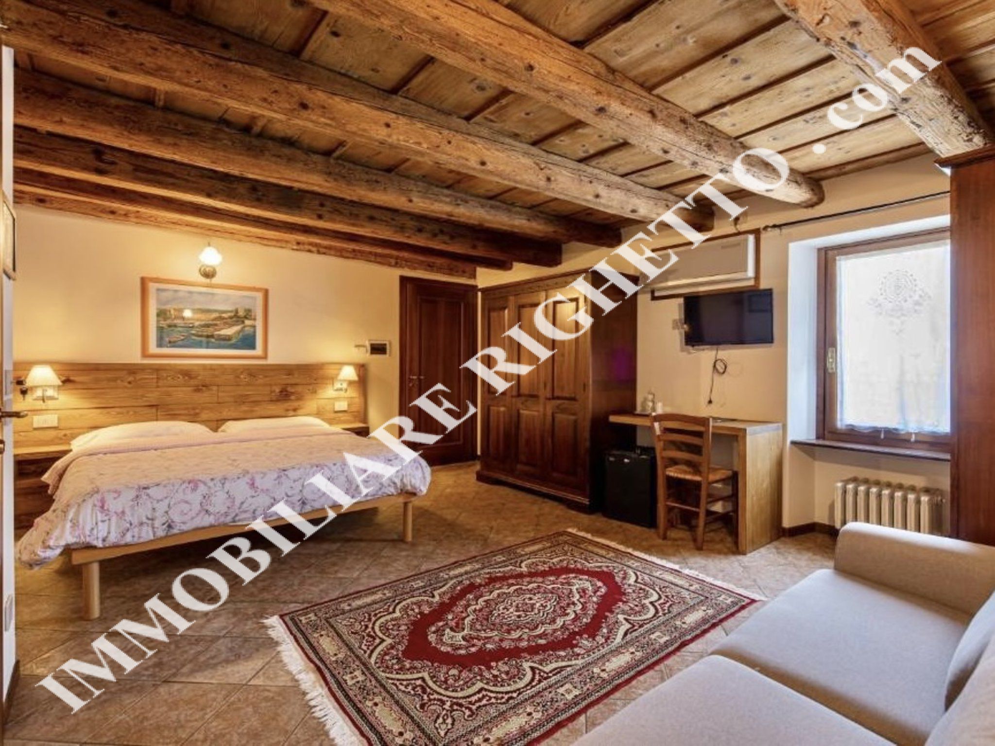 offerta immobile in vendita Splendido rustico con piscina ottimamente ristrutturato.