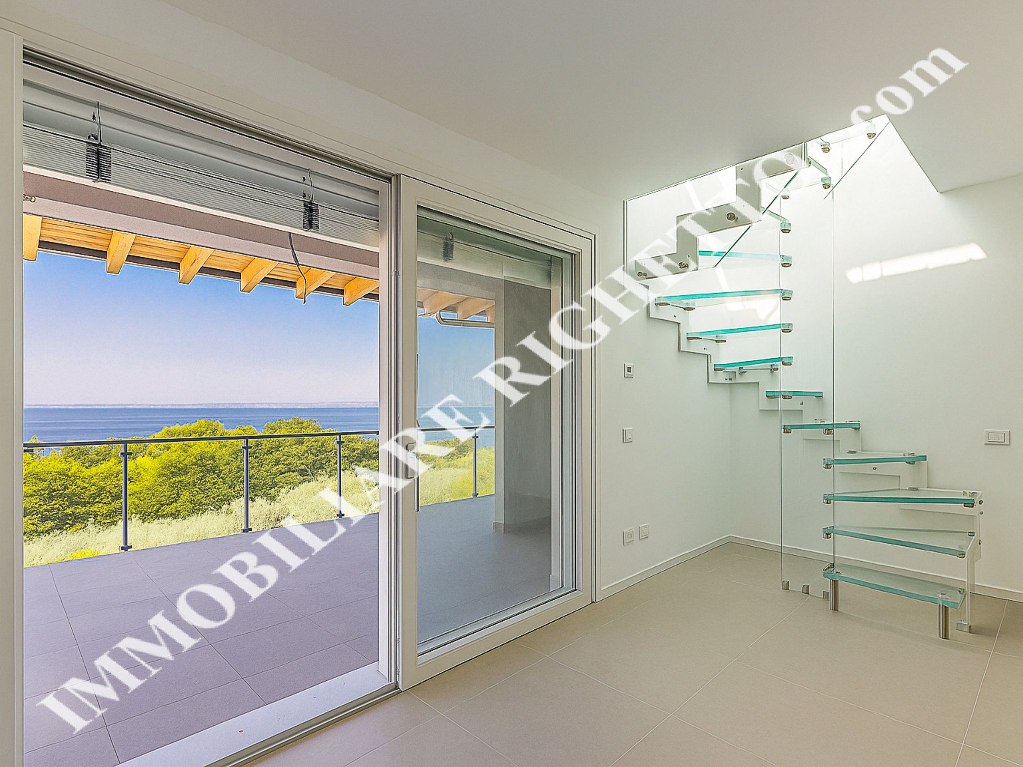 offerta immobile in vendita RESIDENZA VILLA MARTA: NUOVISSIMI appartamenti, ampi terrazzi e MERAVIGLIOSA VISTA LAGO