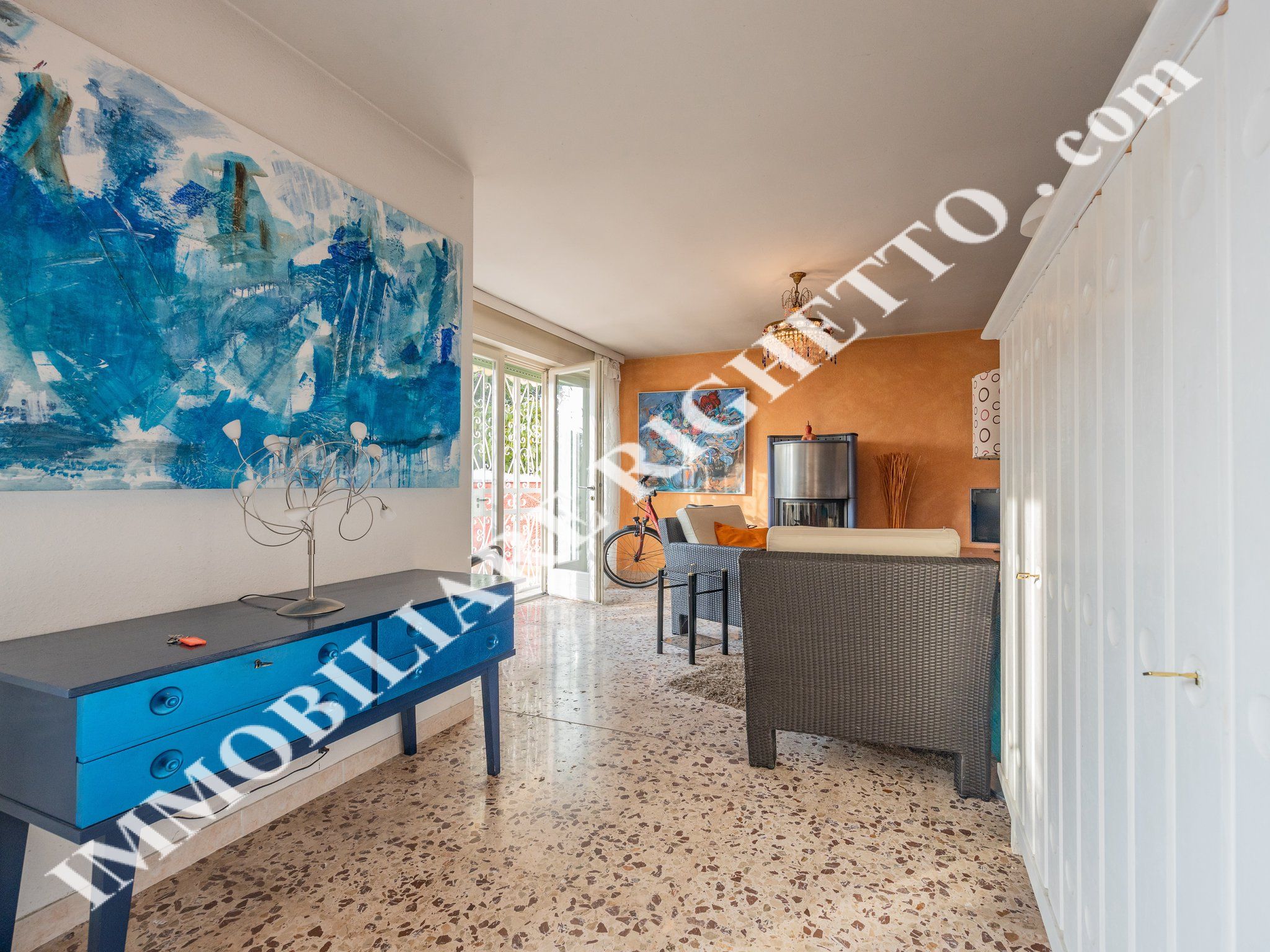 offerta immobile in vendita Villetta singola con grande giardino privato.